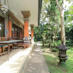 2* Guest house Rahayu House
